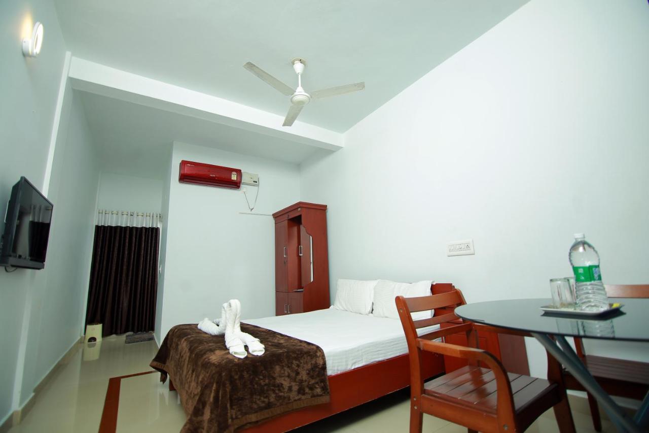 Shalom Residency Resort 2*